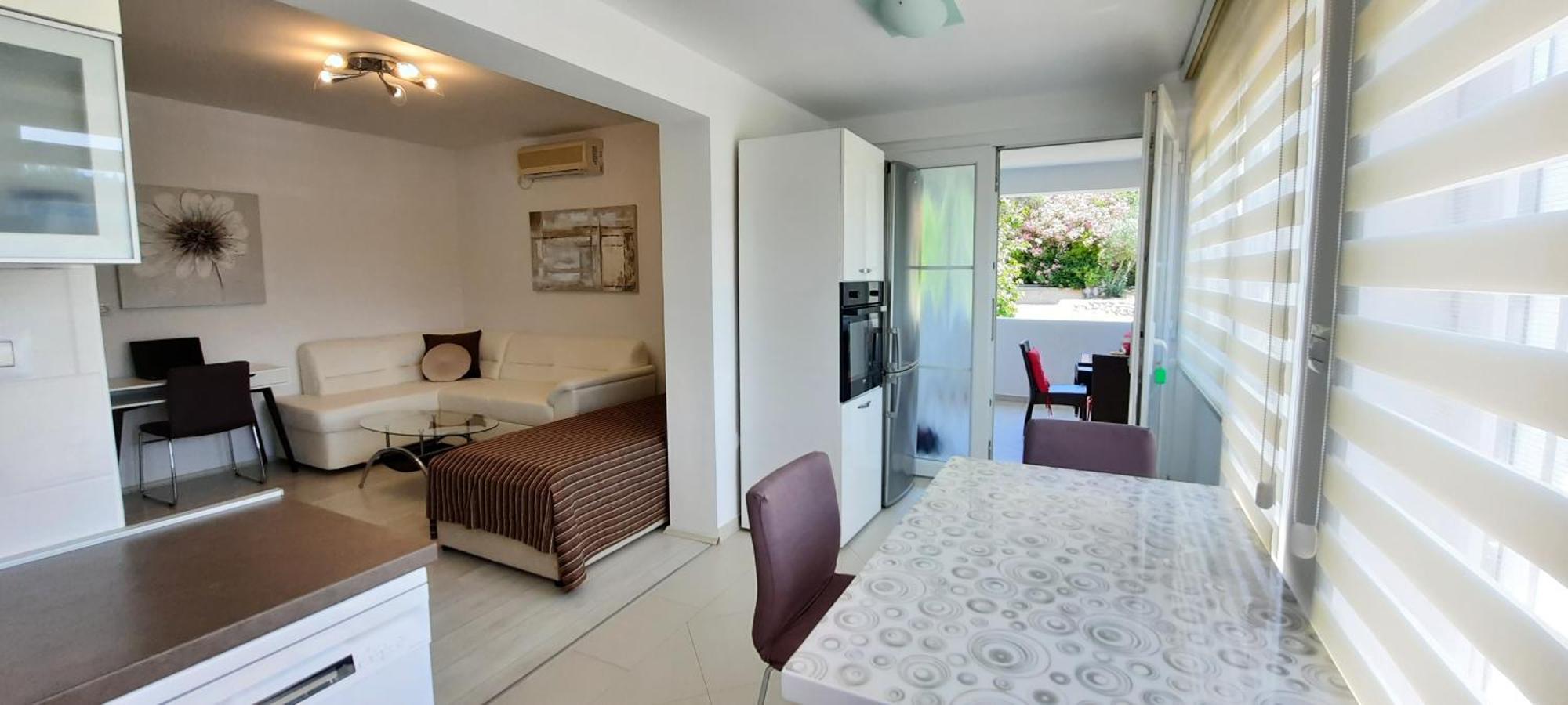 Apartments Myrjam Baška Екстериор снимка
