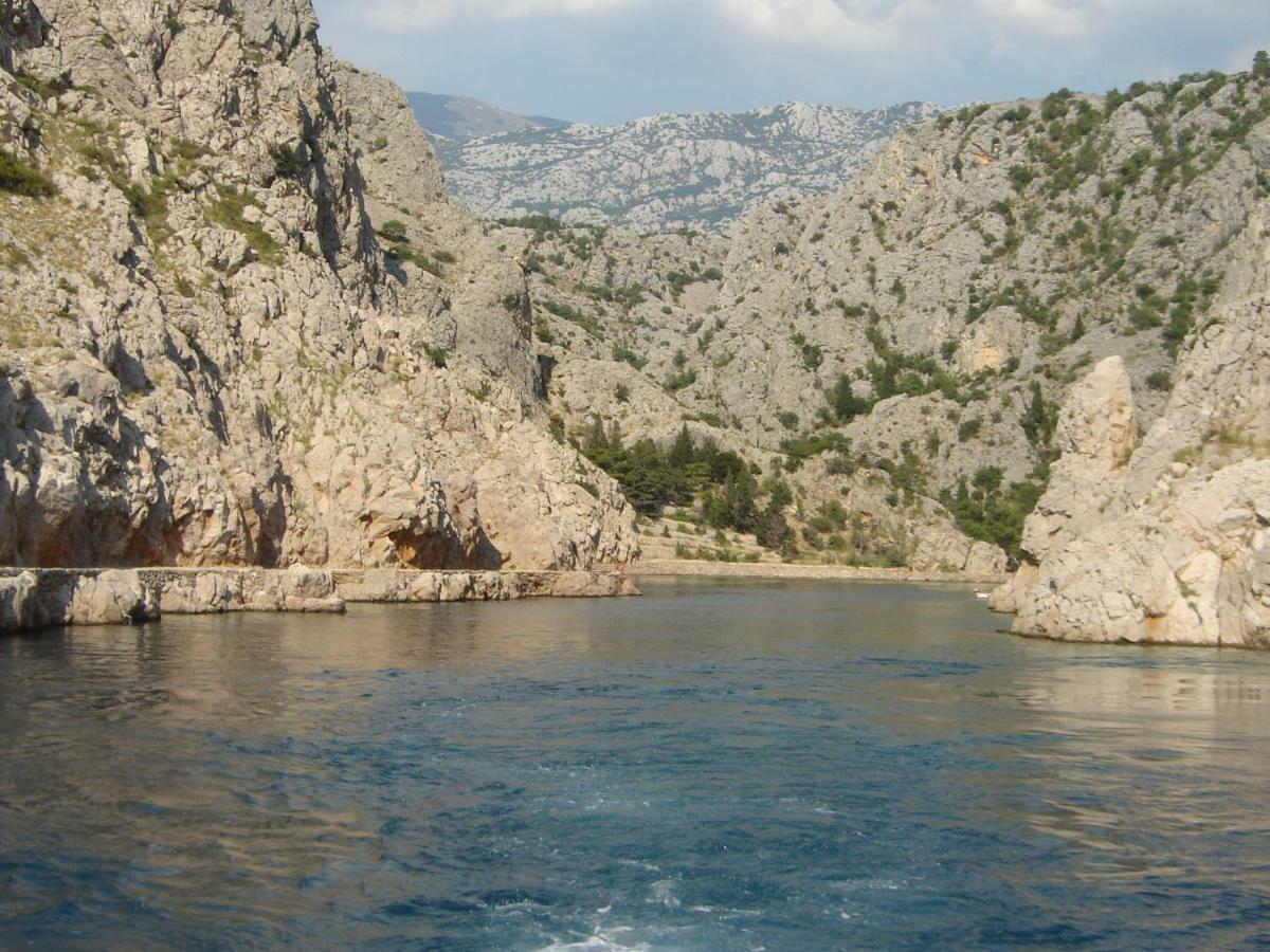 Apartments Myrjam Baška Екстериор снимка